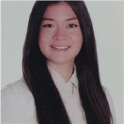 Hola, soy una estudiante que busca poder ayudar a los niños para mejorar su gallego